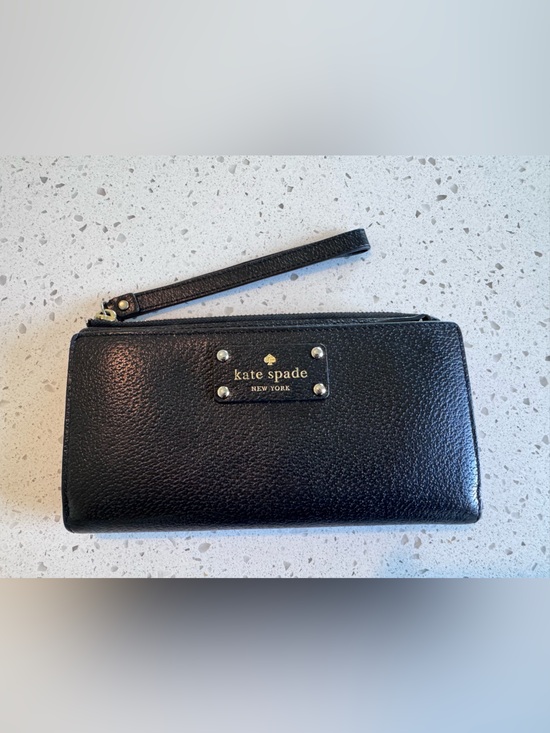 kate spade Handbags - kate spade black pebbled leather wristlet wallet